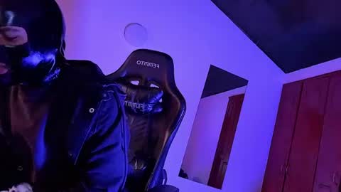 E V I L online show from 3, 7, 2026
