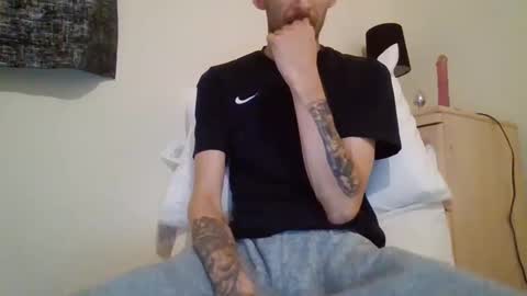 420feetloverr420 online show from 22, 9, 2025