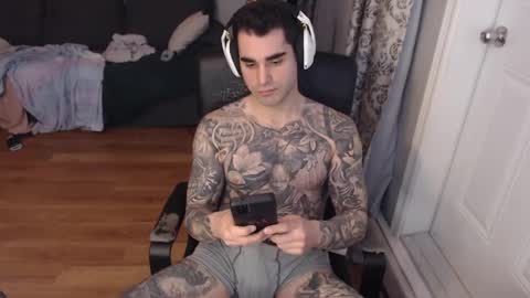 Snapshot of 420randomguy chatting on 7, 2, 2025 Anomander Rake online show from 7, 2, 2025