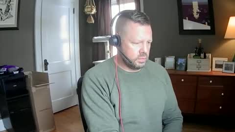 Snapshot of 612guy chatting on 19, 12, 2025 612guy online show from 19, 12, 2025