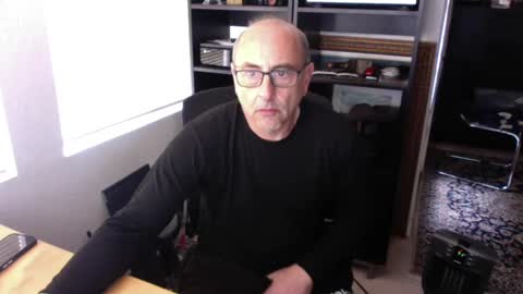 daddy vegas  for single women and couples here online show from 27, 1, 2025