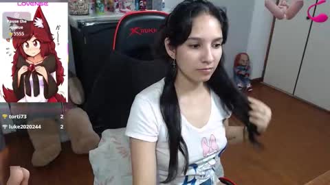 Snapshot of 69_shades chatting on 27, 9, 2025 lucero online show from 27, 9, 2025