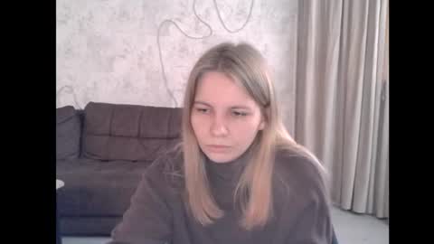 Snapshot of 69riley_reid69 chatting on 28, 10, 2025 69Riley Reid69 online show from 28, 10, 2025