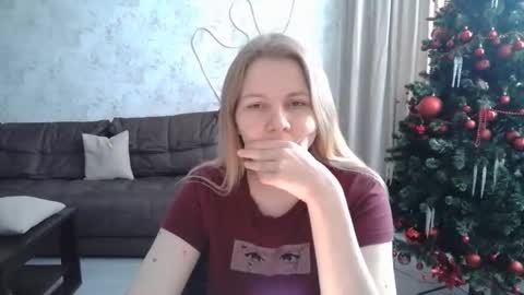 Snapshot of 69riley_reid69 chatting on 15, 12, 2025 69Riley Reid69 online show from 15, 12, 2025