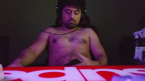 Snapshot of 777dudewtf chatting on 2, 4, 2026 777dudewtf online show from 2, 4, 2026