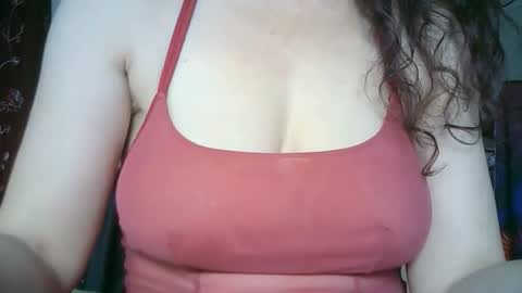 Snapshot of 77lilu chatting on 20, 4, 2026 Lilu online show from 20, 4, 2026