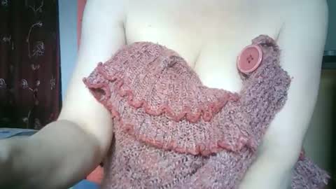 Snapshot of 77lilu chatting on 25, 4, 2026 Lilu online show from 25, 4, 2026