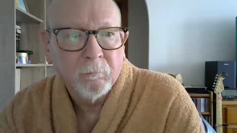  Papi  online show from 24, 1, 2025