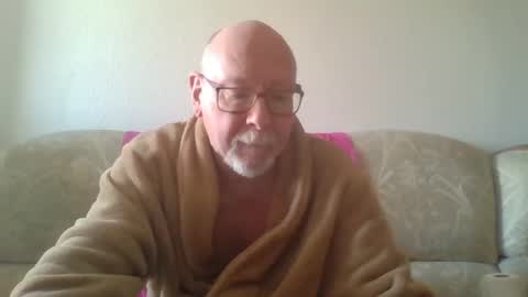  Papi  online show from 3, 2, 2025