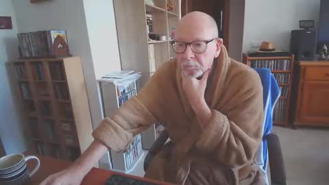  Papi  online show from 10, 11, 2025