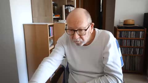  Papi  online show from 14, 2, 2026