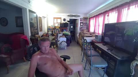 Snapshot of 86406stud chatting on 19, 12, 2024 86406stud online show from 19, 12, 2024