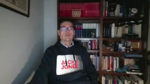 Snapshot of 8age chatting on 2, 2, 2025 8age online show from 2, 2, 2025