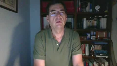 Snapshot of 8age chatting on 17, 9, 2025 8age online show from 17, 9, 2025