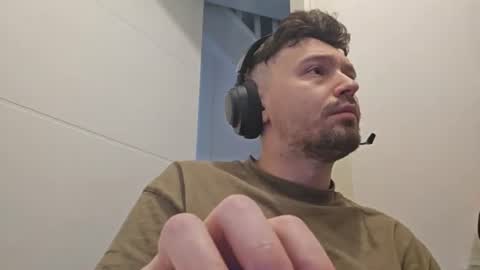 8inchdude93 online show from 12, 7, 2026