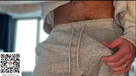 8incher NYC online show from 6, 2, 2026