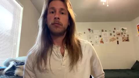 Snapshot of 8inchlife chatting on 2, 5, 2026 CoralShark online show from 2, 5, 2026