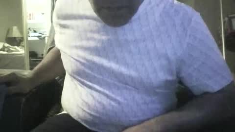 8inchthrobbincock online show from 1, 12, 2025