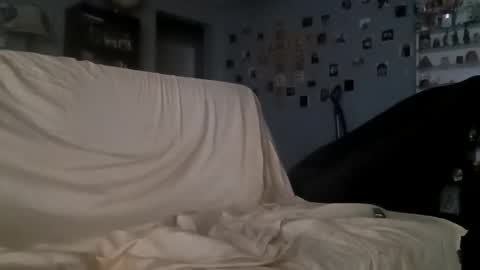 8intenn online show from 4, 3, 2025