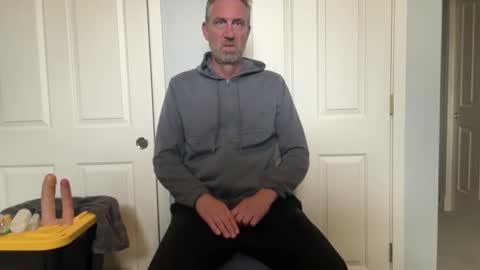 DildoRidingDilf online show from 25, 7, 2026