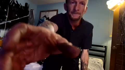 8over6 online show from 11, 3, 2025