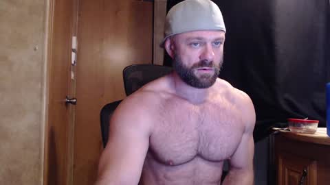 9 fat inches online show from 19, 1, 2025