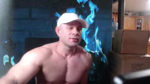 9 fat inches online show from 19, 3, 2026