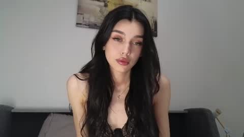 Snapshot of 9west chatting on 29, 6, 2026 KARINA online show from 29, 6, 2026