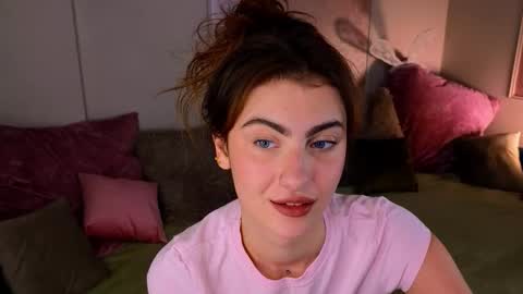 Willow online show from 19, 10, 2025