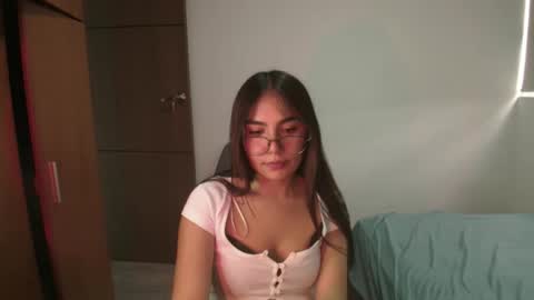 Snapshot of _abbyyyy_ chatting on 30, 4, 2026 abby 3 online show from 30, 4, 2026