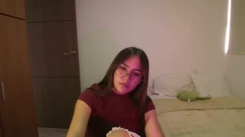 Snapshot of _abbyyyy_ chatting on 14, 5, 2026 abby 3 online show from 14, 5, 2026
