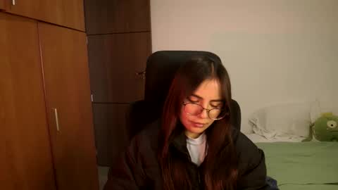 Snapshot of _abbyyyy_ chatting on 20, 5, 2026 abby 3 online show from 20, 5, 2026