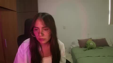 Snapshot of _abbyyyy_ chatting on 28, 5, 2026 abby 3 online show from 28, 5, 2026