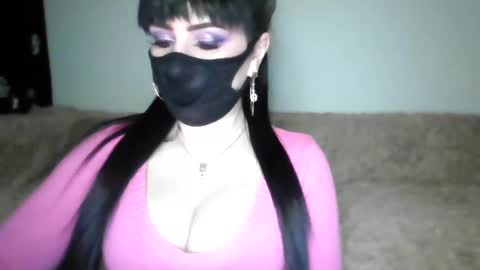 Adela online show from 17, 1, 2025