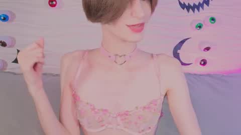 Snapshot of _adrian_the_one chatting on 31, 10, 2025 adrian online show from 31, 10, 2025