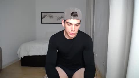 Snapshot of _aesthetic chatting on 4, 5, 2026 _aesthetic online show from 4, 5, 2026