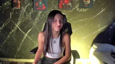 Snapshot of _agathaargent chatting on 4, 6, 2026 Agatha online show from 4, 6, 2026