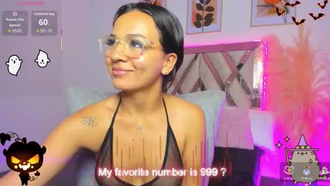 Snapshot of _akira22 chatting on 28, 10, 2025 Akira online show from 28, 10, 2025