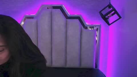  Alaia online show from 1, 3, 2025