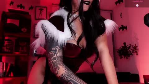 Snapshot of _alice_d chatting on 22, 12, 2024 Miss Alice My internet sucks these days see you soon online show from 22, 12, 2024