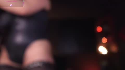 Snapshot of _alice_d chatting on 24, 11, 2025 Miss Alice My internet sucks these days see you soon online show from 24, 11, 2025