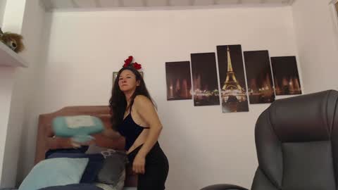 _alice_horny_ online show from 8, 2, 2025