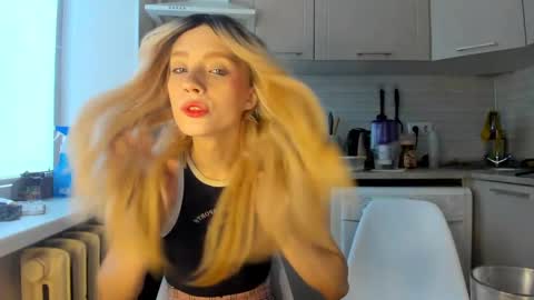 Snapshot of _alice_kitty chatting on 5, 1, 2025 Gaylord online show from 5, 1, 2025