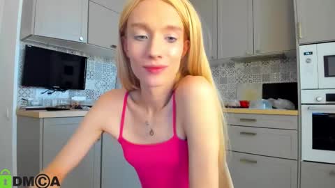 Snapshot of _alice_kitty chatting on 11, 9, 2025 Gaylord online show from 11, 9, 2025