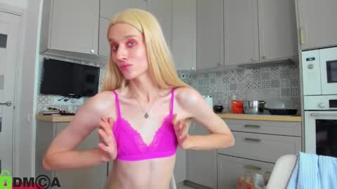 Snapshot of _alice_kitty chatting on 14, 9, 2025 Gaylord online show from 14, 9, 2025