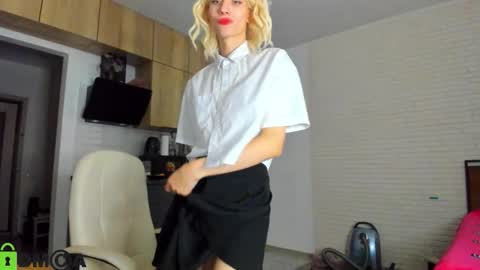 Snapshot of _alice_kitty chatting on 26, 9, 2025 Gaylord online show from 26, 9, 2025