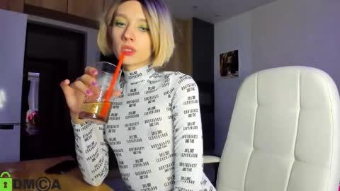 Snapshot of _alice_kitty chatting on 12, 10, 2025 Gaylord online show from 12, 10, 2025