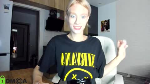 Snapshot of _alice_kitty chatting on 13, 11, 2025 Gaylord online show from 13, 11, 2025