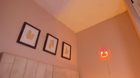 Hii I m Alison   online show from 11, 10, 2025