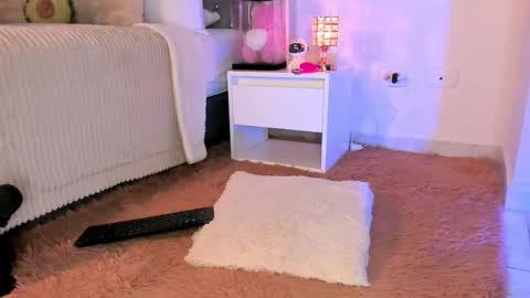 Snapshot of _alissonrose chatting on 20, 10, 2025 Karo online show from 20, 10, 2025